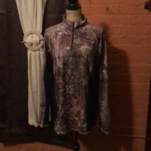 Under Armour men’s pull over